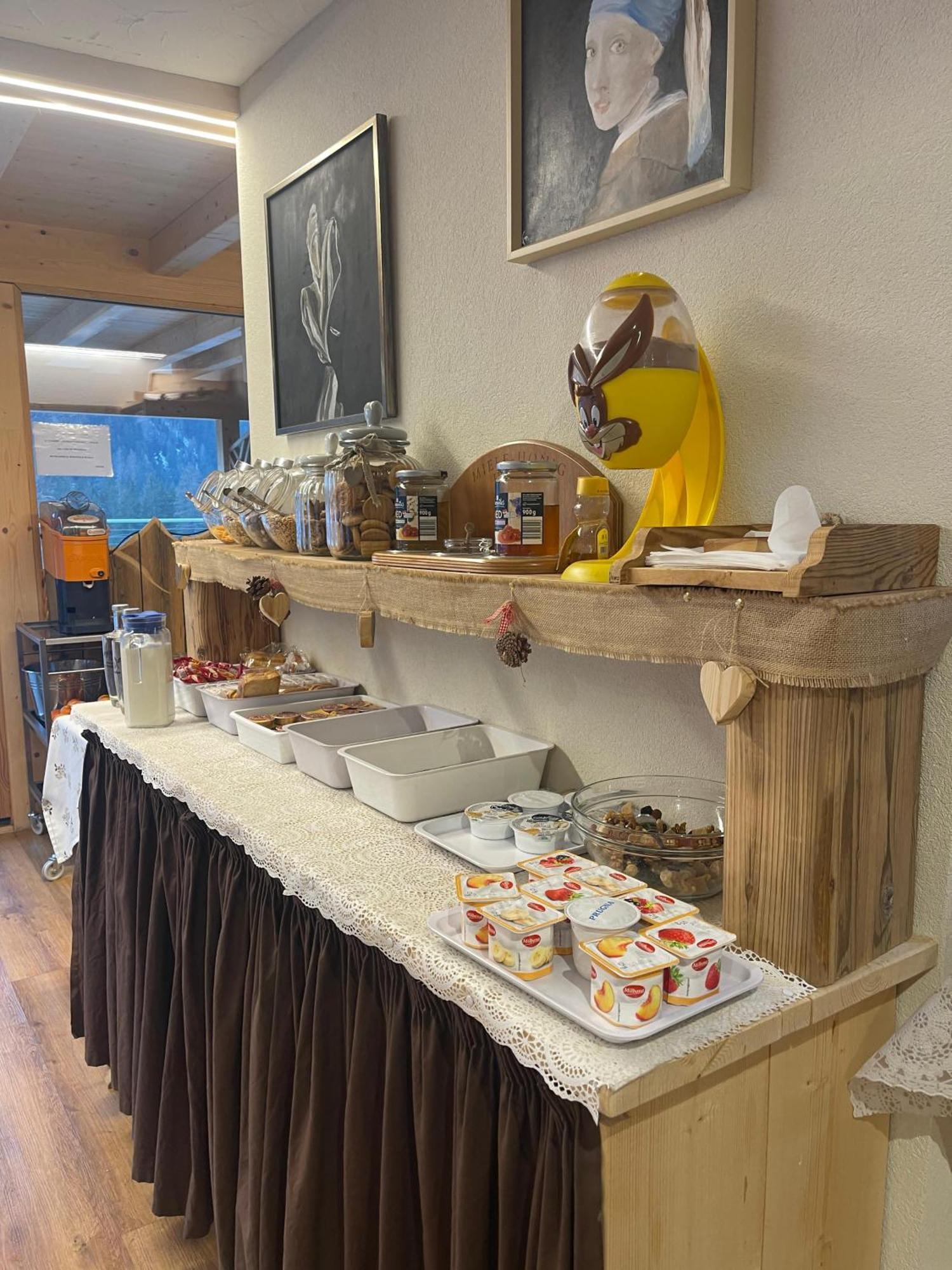 Chalet Valeruz Canazei Bagian luar foto