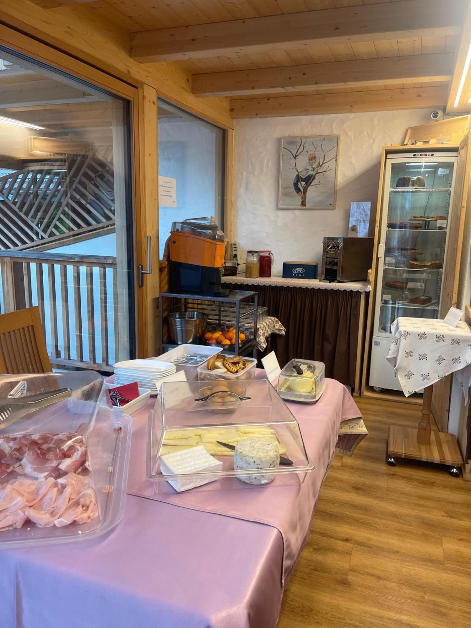 Chalet Valeruz Canazei Bagian luar foto