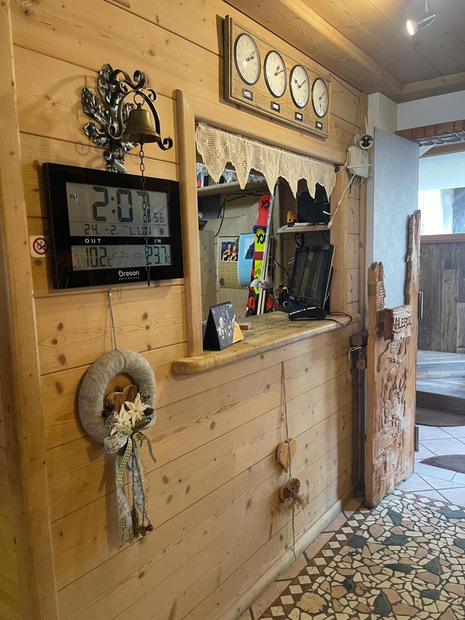 Chalet Valeruz Canazei Bagian luar foto